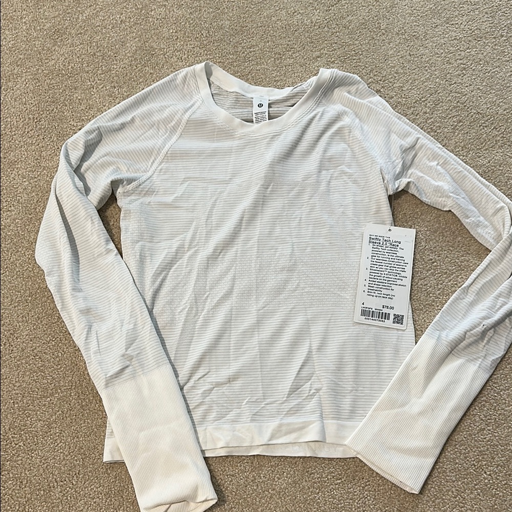 Lululemon swiftly tech long sleeve 2.0 Race - white with tags